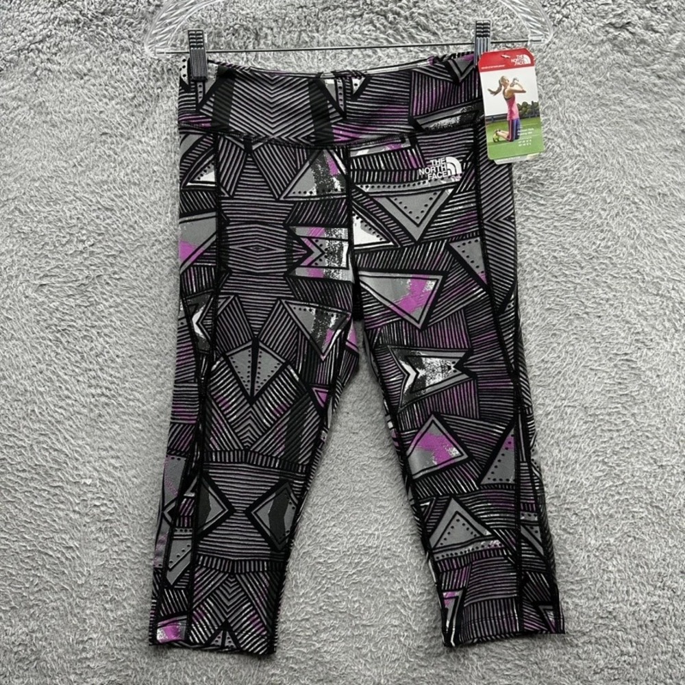 NWT The North Face Womens Medium Pulse Capri Leggings FlashDry Funkdified Purple